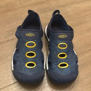 Like new KEEN slip on sandals size little boy 1
